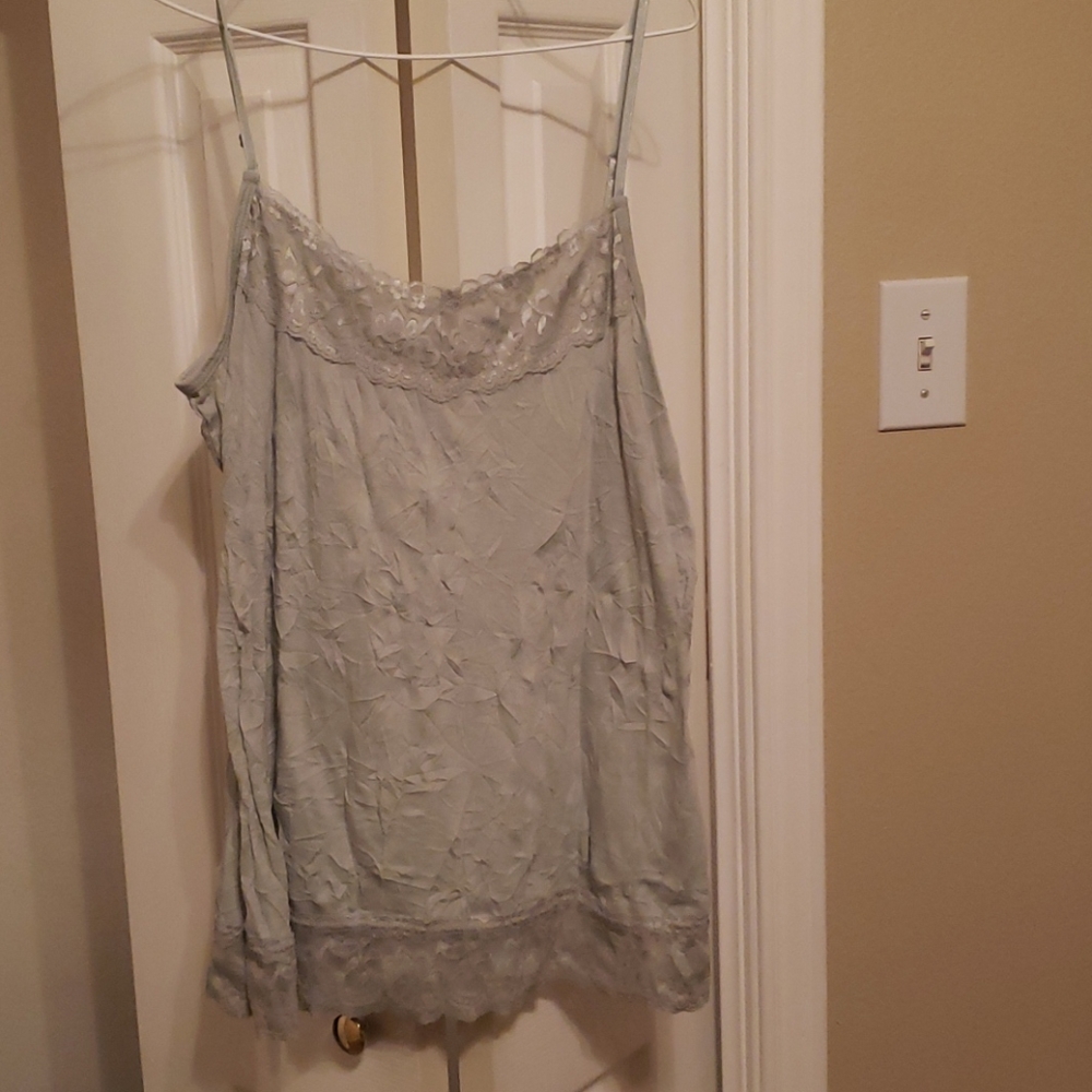 Maurices cami with lace